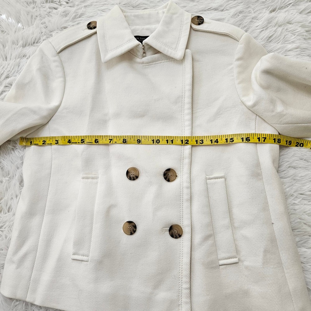 NWT Ann Taylor‎ Women's Cream Double Button Collared Jacket. Size 4P - Picture 12 of 13